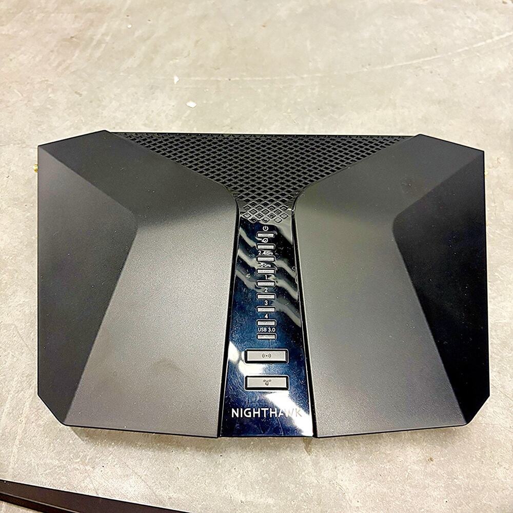 NETGEAR Nighthawk AX3600 WiFi 6 Router RAX41 - Picture 6 of 9